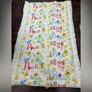 Vintage Winnie The Pooh Collection Perma-Prest  Twin Comforter